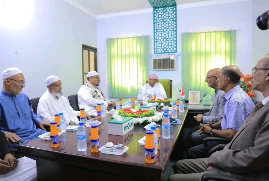 الوكيل بارباع يدشّن فعاليات أسبوع الطالب الجامعي بجامعة القرآن الكريم والعلوم الإسلامية بسيئون