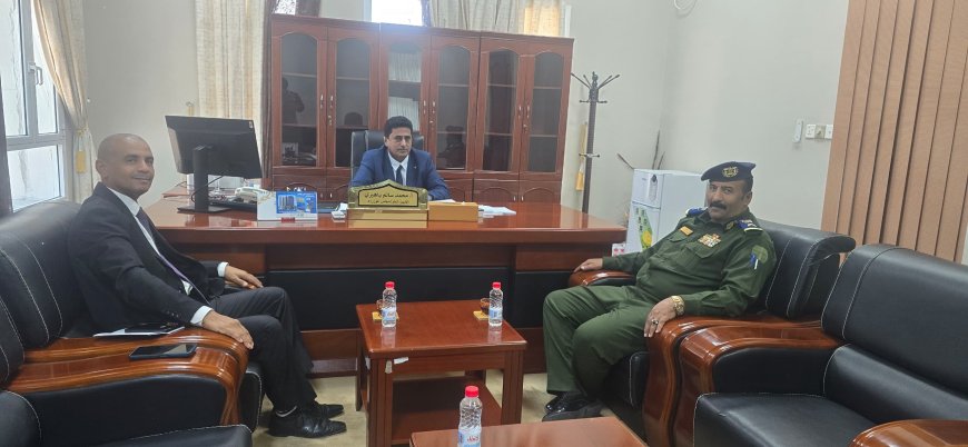 أمين عام مجلس الوزراء يلتقي وكيل وزارة الداخلية لقطاع الموارد البشرية والمالية