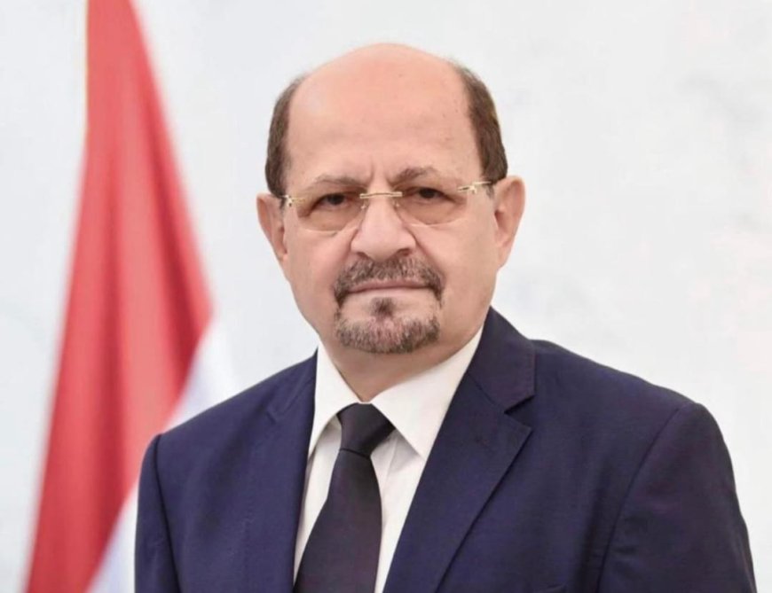 مدير مكتب وزارة الخارجية بشبوة يهنئ دولة رئيس الوزراء ووزير الخارجية بمناسبة حلول شهر رمضان المبارك