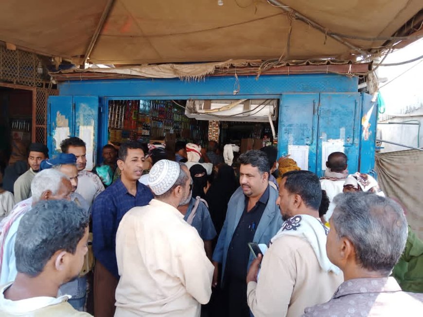 المعلم وباسندوه ينفذان نزولًا ميدانيًا إلى أسواق مدينة جعار