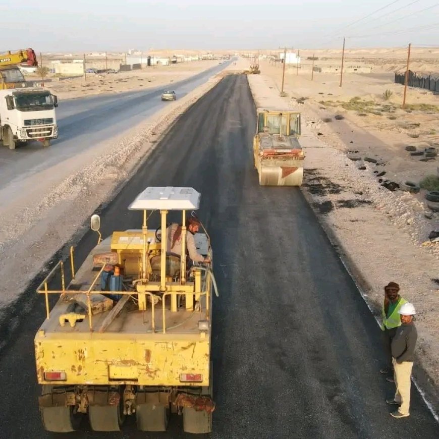 شق وتوسعة وسفلتة مدخل مدينة ومنفذ شحن.. إنجاز 6 كيلومترات من إجمالي 9.8 كيلومترات