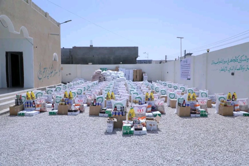 أمين عام محلي المهرة يدشن مشروع السلة الغذائية والتمور لمؤسسة الشوكاني لشهر رمضان 1447هـ