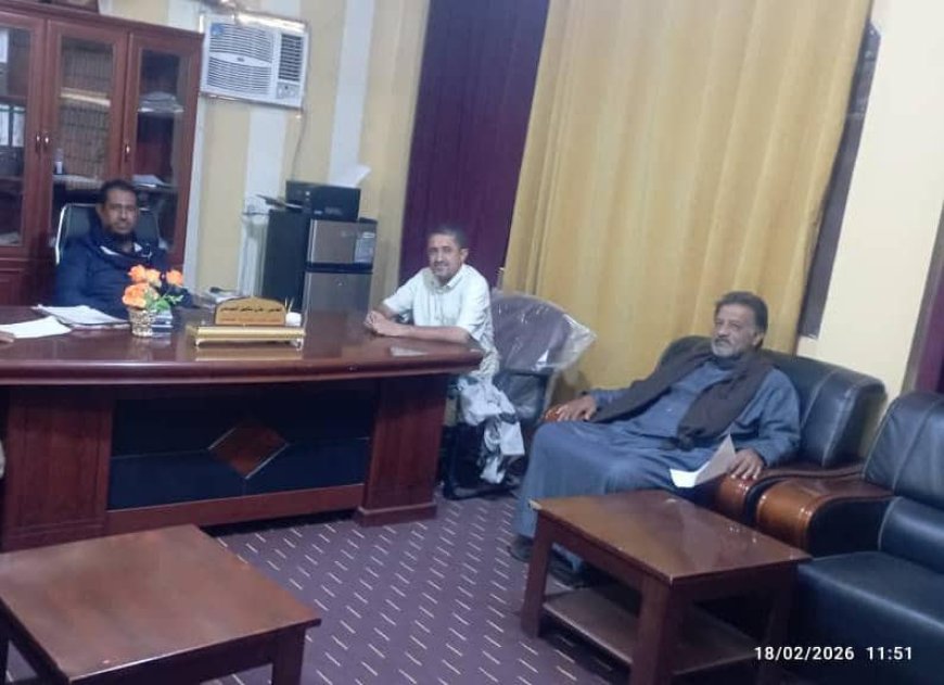 مدير عام خنفر "اليوسفي "يلتقي مدير الأحوال المدنية في المديرية  ومناقشة بدء تشغيل مركز إصدار البطاقة الذكية