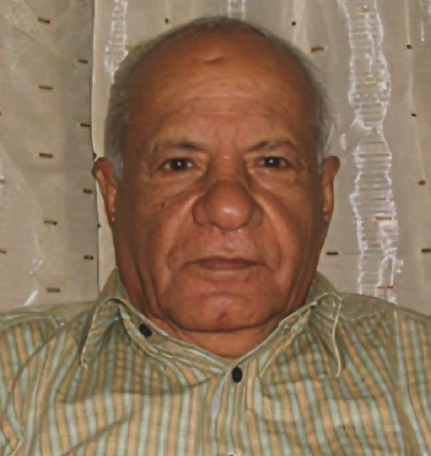 الكابتن ناصر رئيس طيران اليمنية يعزي آل الشَّعبي