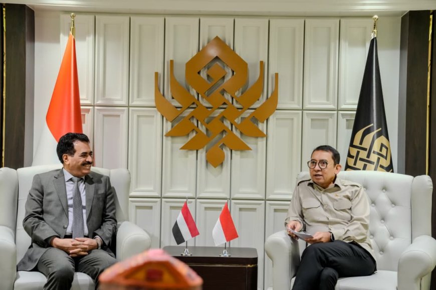 ​وزير الثقافة الإندونيسي: علاقتنا باليمن تاريخية ولقائي بالسفير بلفقيه خطوة لتعزيز روابط هذه العلاقة 