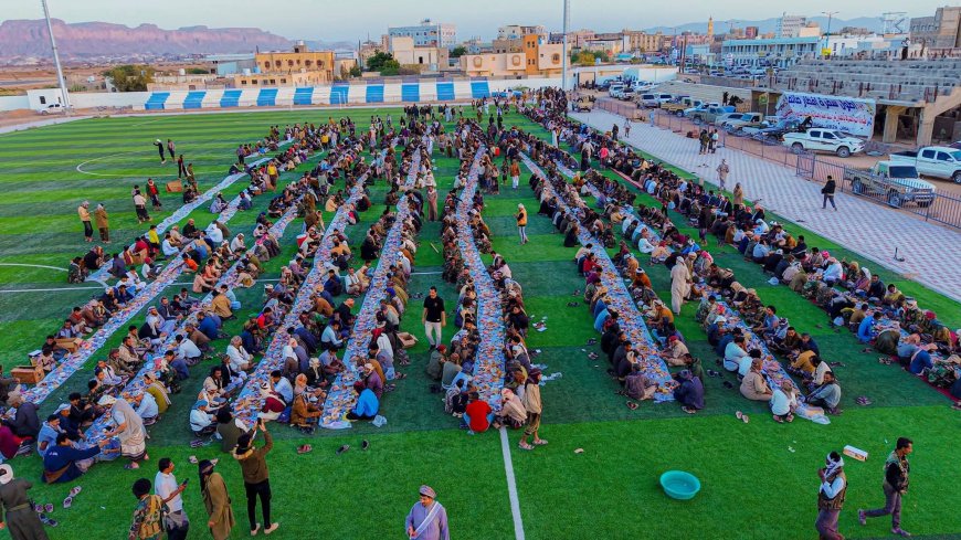 إقامة الافطار الجماعي الأول اطول واكبر مائدة إفطار صائم بمدينة عتق