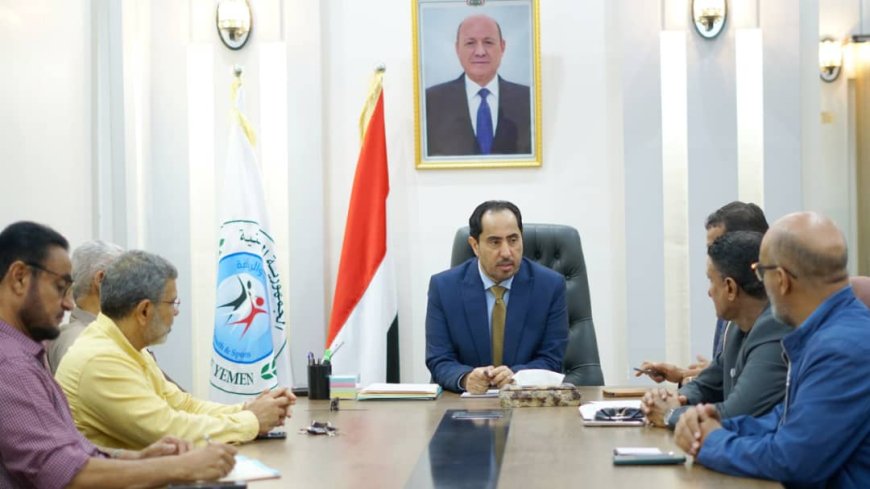 الوزير البكري يوجّه مكتب عدن بالبدء في ترتيبات انطلاق بطولة "المريسي" الرمضانية