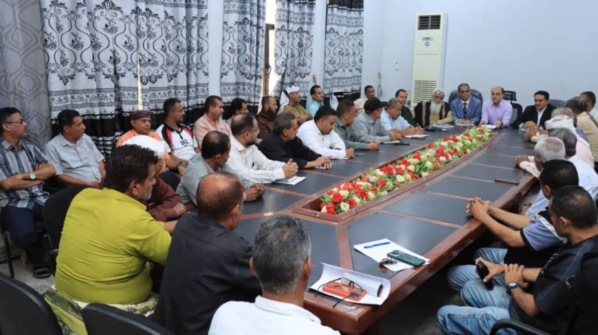 دارسعد تشهد أولى لقاءات فريق المستشارين مع قيادة السلطة المحلية بالمديرية