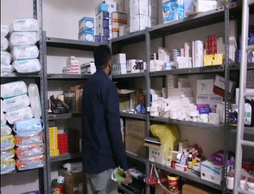 ضبط مخزن أدوية يروّج الحبوب المخدرة والمهدئة بطريقة غير مشروعة بمنطقة بويش شرق المكلا