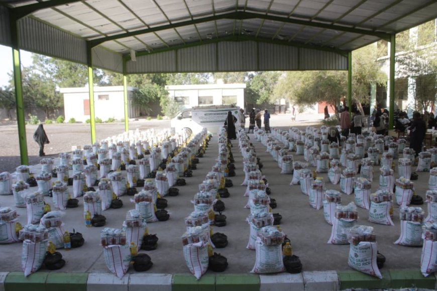 "أفضل من الحكومة" .. مؤسستي البركة ووقف الواقفين بأبين وقفتا إلى جانب المعلمين في مدارس الكود رمضان 2026