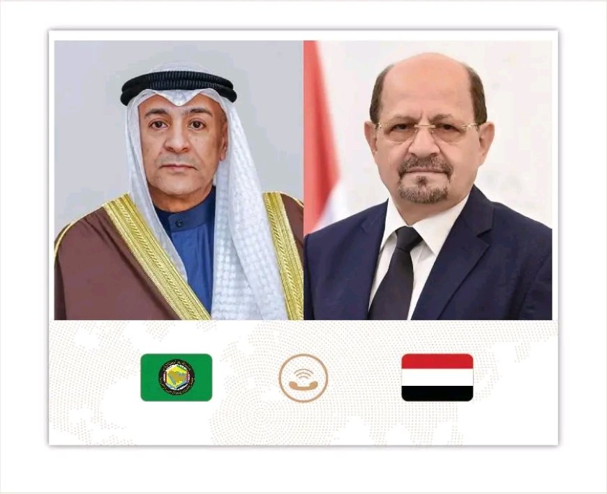 رئيس الوزراء وزير الخارجية يجري اتصالاً هاتفياً مع أمين عام مجلس التعاون لدول الخليج العربية