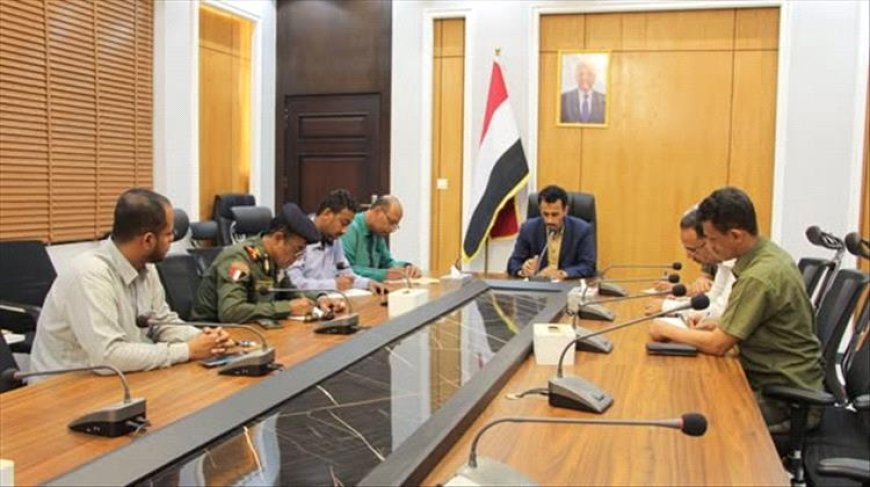 وكيل حضرموت الجيلاني يرأس اجتماعا مشتركاً لمعالجة أزمة الغاز المنزلي ويشكل لجنة لمتابعة الكميات وضبط المخالفين