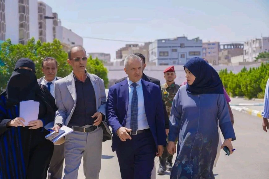 وزير الشؤون الاجتماعية والعمل يطلع على سير العمل في صندوق رعاية وتأهيل المعاقين