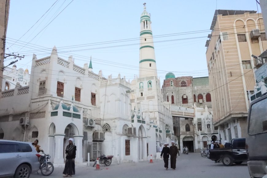 روحانية شهر رمضان بمسجد الرياض بسيئون