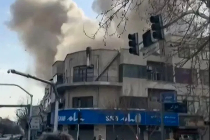 عاجل.. هجوم أمريكي إسرائيلي واسع وطهران ترد 