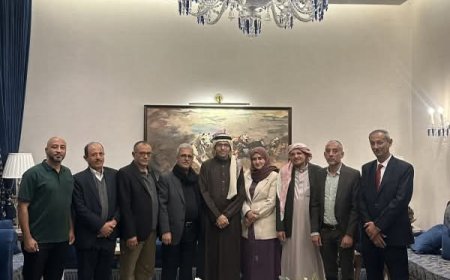 سفير مجلس التعاون الخليجي لدى اليمن في مهمة سياسية خاصة بمحافظة تعز.