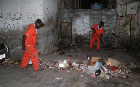 صندوق نظافة صيرة يواصل حملته الميدانية في شوارع وأحياء المديرية