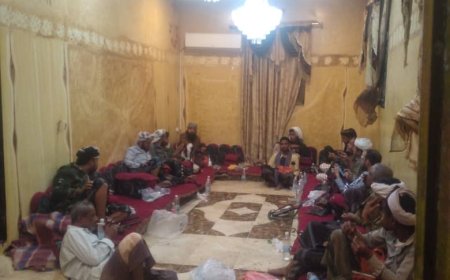 شيوخ وقيادات عسكرية يؤدون واجب العزاء في استشهاد "الجندي" عمار سعيد ثابت الشعبي 