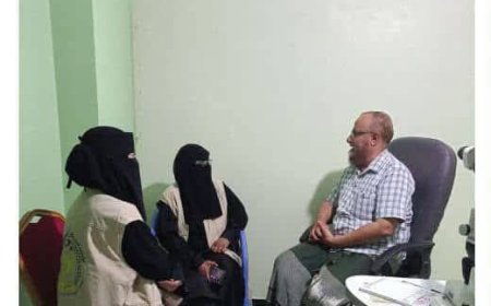 تعزيز الشراكة الإنسانية بين مؤسسة نساء ردفان ومؤسسة العيون الطبية بعدن  