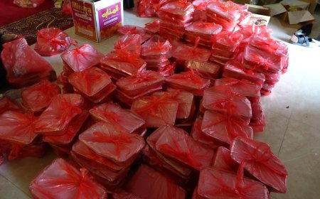 مؤسسة قنوات الأمل توزع 450 وجبة إفطار وعشاء في الغيضة لنزلاء السجن والأسر المتعففة