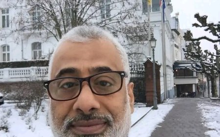 الخنبشي يعزي نائب رئيس مجلس النواب ووزير الاتصالات في وفاة الفقيد عبدالرحمن علي باصرة