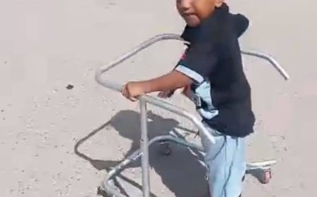 أسرة فقيرة من أبين تناشد الخيرين مساعدتها في إجراء عمليتين جراحيتين لطفليها المصابين بتشوه خلقي معيق للحركة