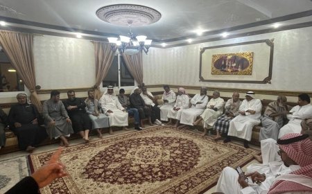 رئيس حلف كوادر مناطق الواحدي يقيم مأدبة إفطار لقيادات وشخصيات اجتماعية بحضور الأمير فايز الواحدي