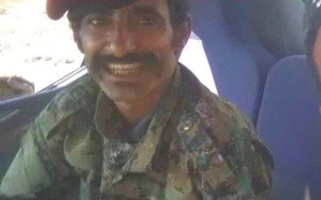 السلطة المحلية بسرار يافع تعزي باستشهاد الجندي البطل عوض المولعي وتؤكد: استشهاده يجسد معاني الشجاعة والتضحية في جبهة الحد