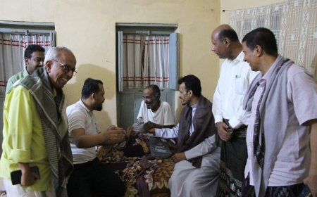 الوكيل الجيلاني يدشن برنامج الزيارات الميدانية لتكريم الرياضيين القدامى بمدينة المكلا