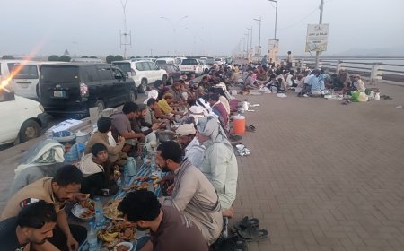 إفطار جماعي لأبناء مديرية مكيراس الحدودية في عدن