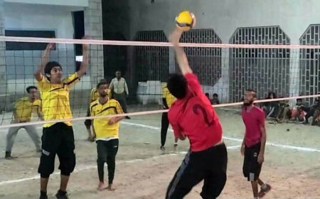 طائرة قلعة دثينة تواصل تحليقها الموفق في أجواء بطولة الفقيد (العلوني) الرمضانية