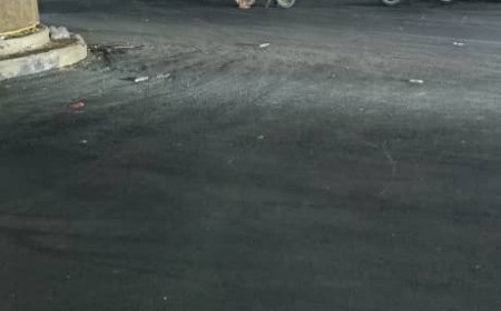 السلطة المحلية تدعو الأجهزة الأمنية والوحدات العسكرية لحماية مشروع إصلاح الشارع الرئيسي وتحذر الباعة من إشغال الطريق