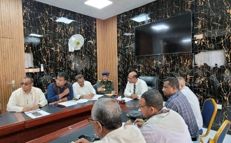 المكتب التنفيذي بمديرية مدينة المكلا يستعرض تقارير الأداء ومستويات الإنجاز في اجتماعه الدوري الثاني لعام 2026م