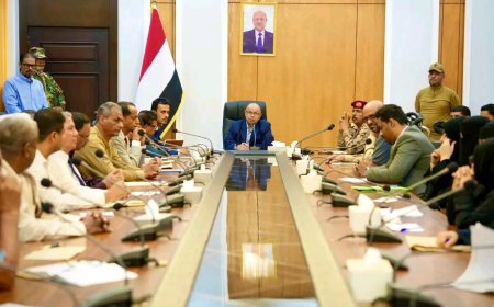 محافظ حضرموت يترأس الاجتماع الاعتيادي للمكتب التنفيذي بساحل حضرموت ويستعرض أبرز الإنجازات والتحديات