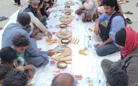 مؤسسة المهيوب الخيرية تواصل إقامة موائد الرحمن وتوزيع المساعدات الغذائية في تعز