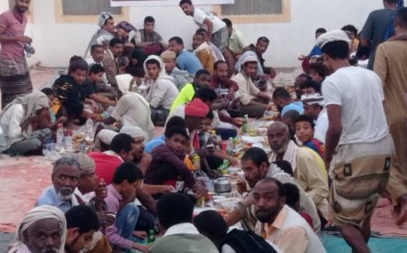 أبناء قرية الكدام بلحج يحيون ذكرى شهدائهم بمأدبة إفطار جماعي