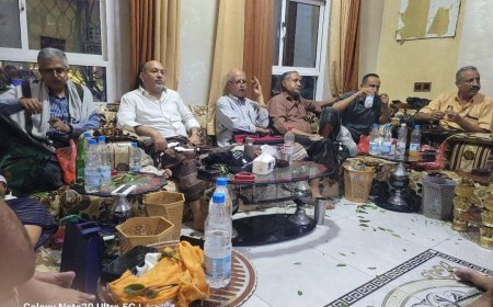 `أمسية سياسية ساخنة في منتدى الشهيد القاضي عاطف بعدن بحضور نائب وزير الصناعة والنائب خالد شائف