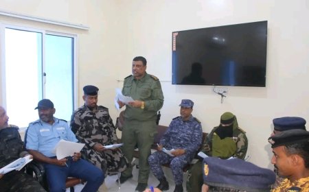 اجتماع أمني موسّع بالمكلا لمناقشة ترتيبات تأمين عيد الفطر المبارك