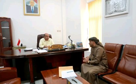 عضو مجلس القيادة محافظ حضرموت يطّلع على مستوى التحصيل للإيرادات الزكوية بالمحافظة