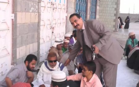 مبادرة سنوية للخير والتكافل والسلام بلحج.. "الوردي" يكرّم أهل القرآن والفئات المحتاجة