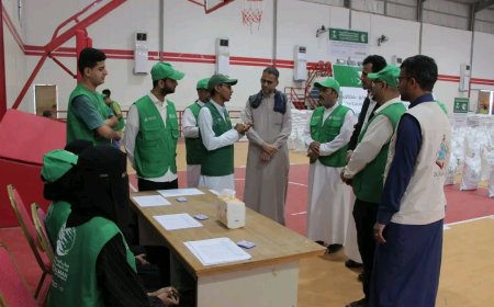 وكيل حضرموت الجيلاني يدشن مشروع زكاة الفطر لمديرتي المكلا وبروم ميفع