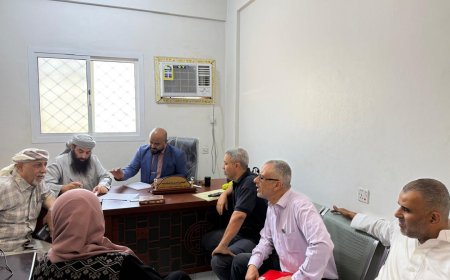 السلطة المحلية بالعاصمة عدن تتكفل بتغطية الحقوق الخاصة المترتبة على سجناء معسرين والنيابة تفرج عنهم