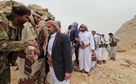 قيادة مقاومة مأرب تعايد الأبطال في الصفوف الأمامية بجبهات القتال.. وتؤكد الجاهزية للمعركة