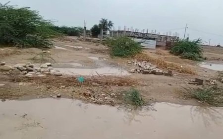 تضرر أصحاب البيوت الطينية والعشش في أبين بسبب الأمطار الغزيرة