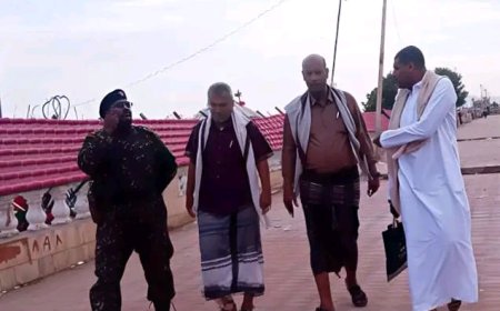 مدير عام المكلا يتفقد الجاهزية الميدانية بشارع الستين السياحي