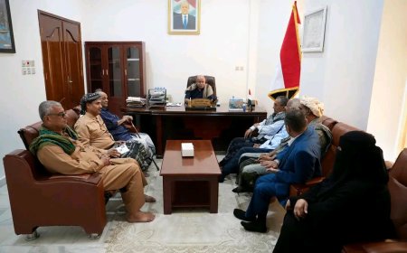 عضو مجلس القيادة الخنبشي يلتقي عدد من أعضاء هيئة رئاسة مجلس حضرموت الوطني