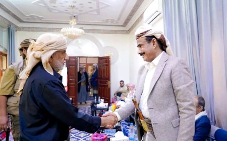 المحافظ بن الوزير.. لليوم الرابع من عيد الفطر يواصل استقبال جموع أبناء المحافظة في مشهد يعكس تلاحم شبوة ووحدة صفها