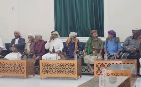 وجهاء من حلف قبائل حضرموت يزورون الجريحين "بامراغة" و"باقراضة" مهنئين بعيد الفطر المبارك