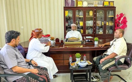 الوكيل الأول بالمهرة يطلع على استعدادات الطرق لمواجهة سيول المنخفض الجوي