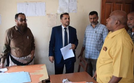 الزامكي يتفقد مستوى الانضباط الوظيفي في البريقة ومكتب الأشغال عقب إجازة عيد الفطر